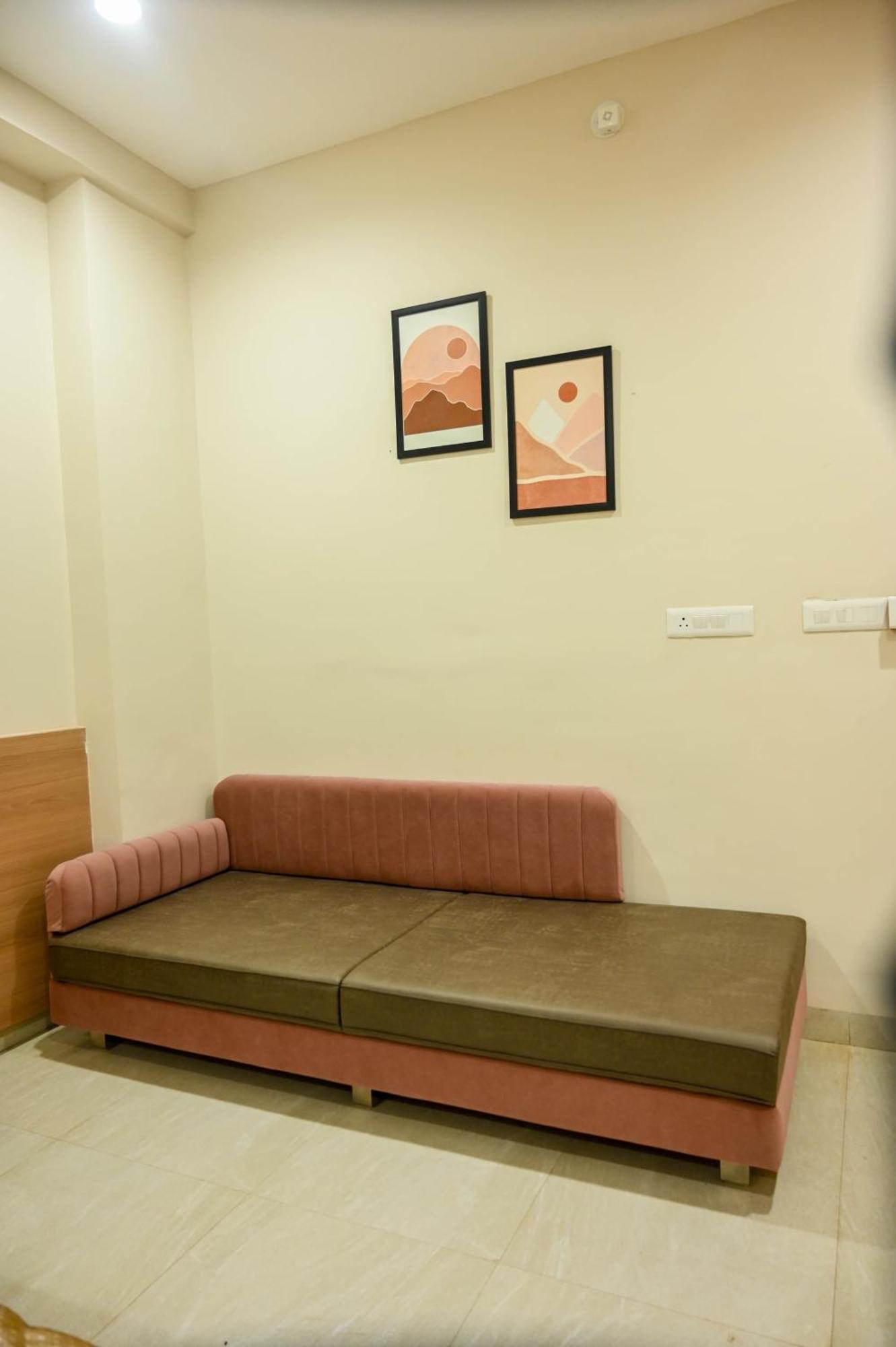 Hotel Maa Bhagwati Palace Khandwa Exteriör bild